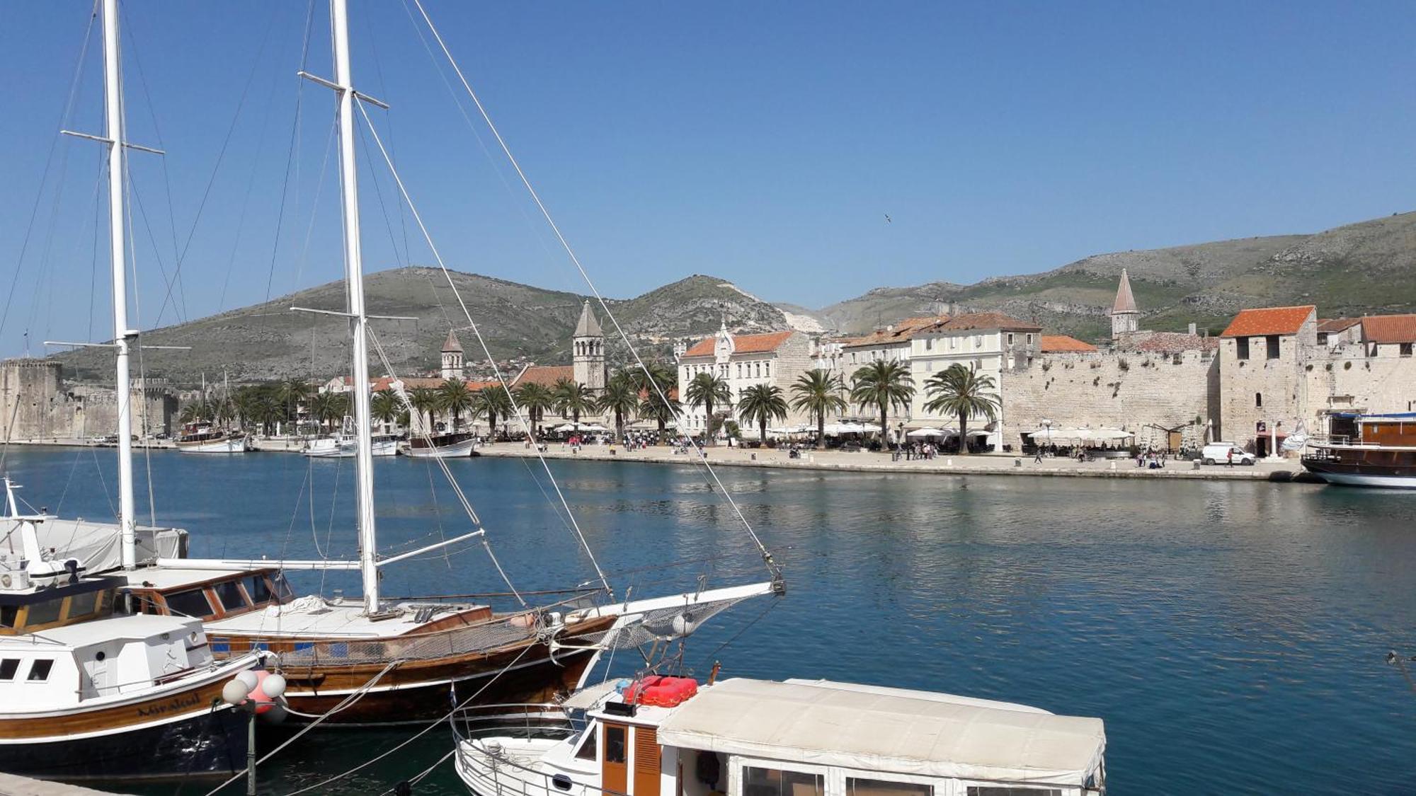 Villa Tudor Trogir Exterior photo